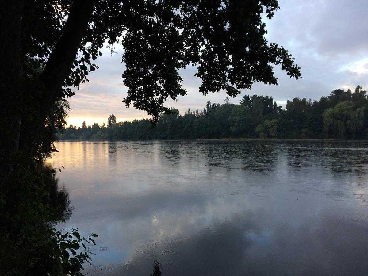Camping & Hospedaje Rio Laja Эль-Мансано Экстерьер фото